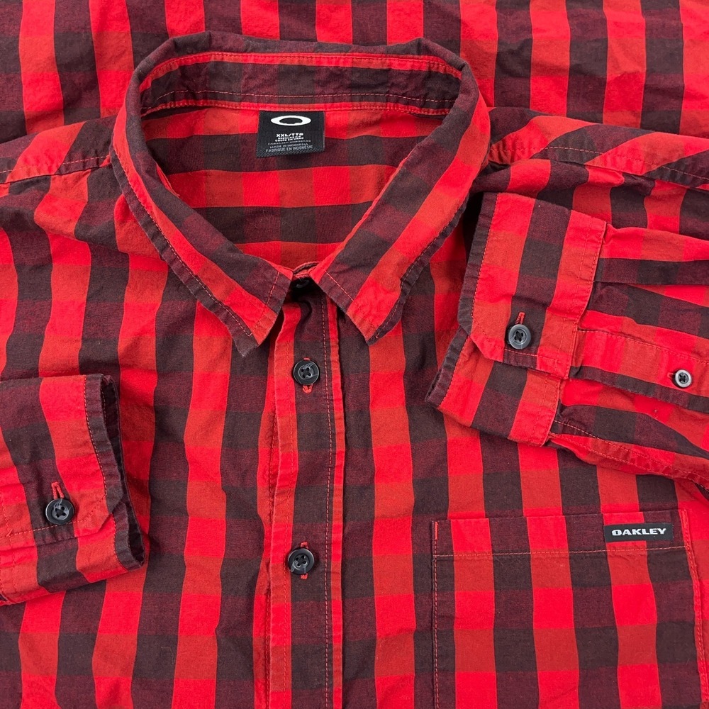 Oakley‎ Shirt Men XXL 2XL Red Black Buffalo Plaid Button Up Regular Fit Dress